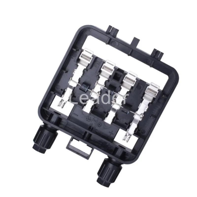 50 Pcs/lot 4 Way PV Combiner Boxes Photovoltaic Junction Box for Solar System, 3 Diodes Solar JB with  Connector XH0200