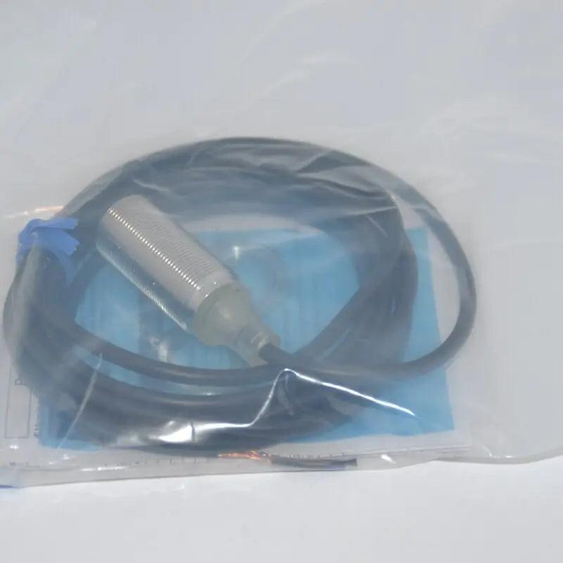 Omron- Proximity Sensor Pre-Wired Shielded| E2B-M18KS08-WZ-C1/C2 E2B-M18LS08-WZ-C1 optional - electrical center b2c